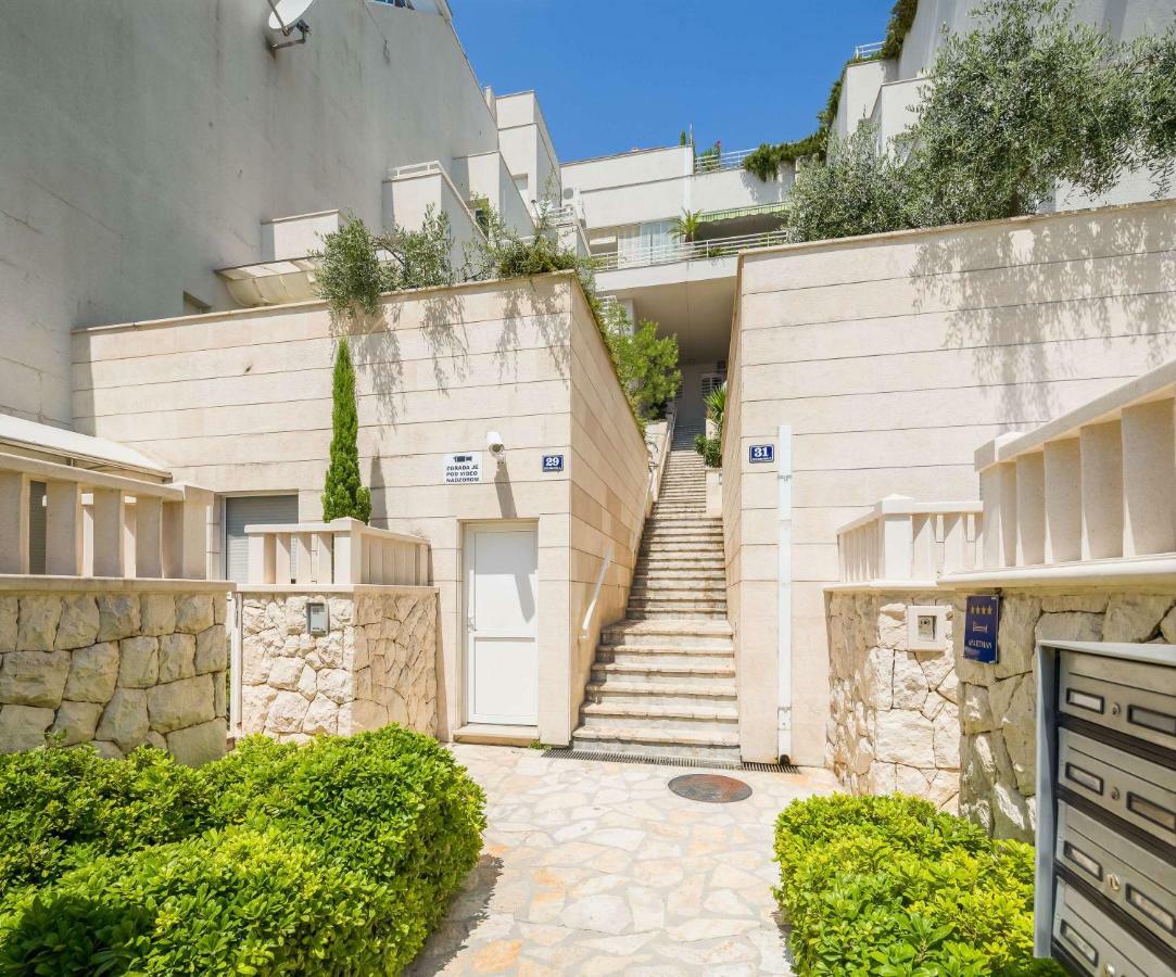 Luxury Seaside Amphora Apartament