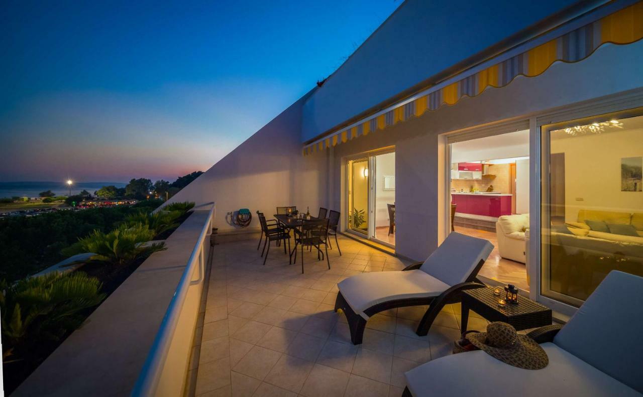 Luxury Seaside Amphora Apartament *
