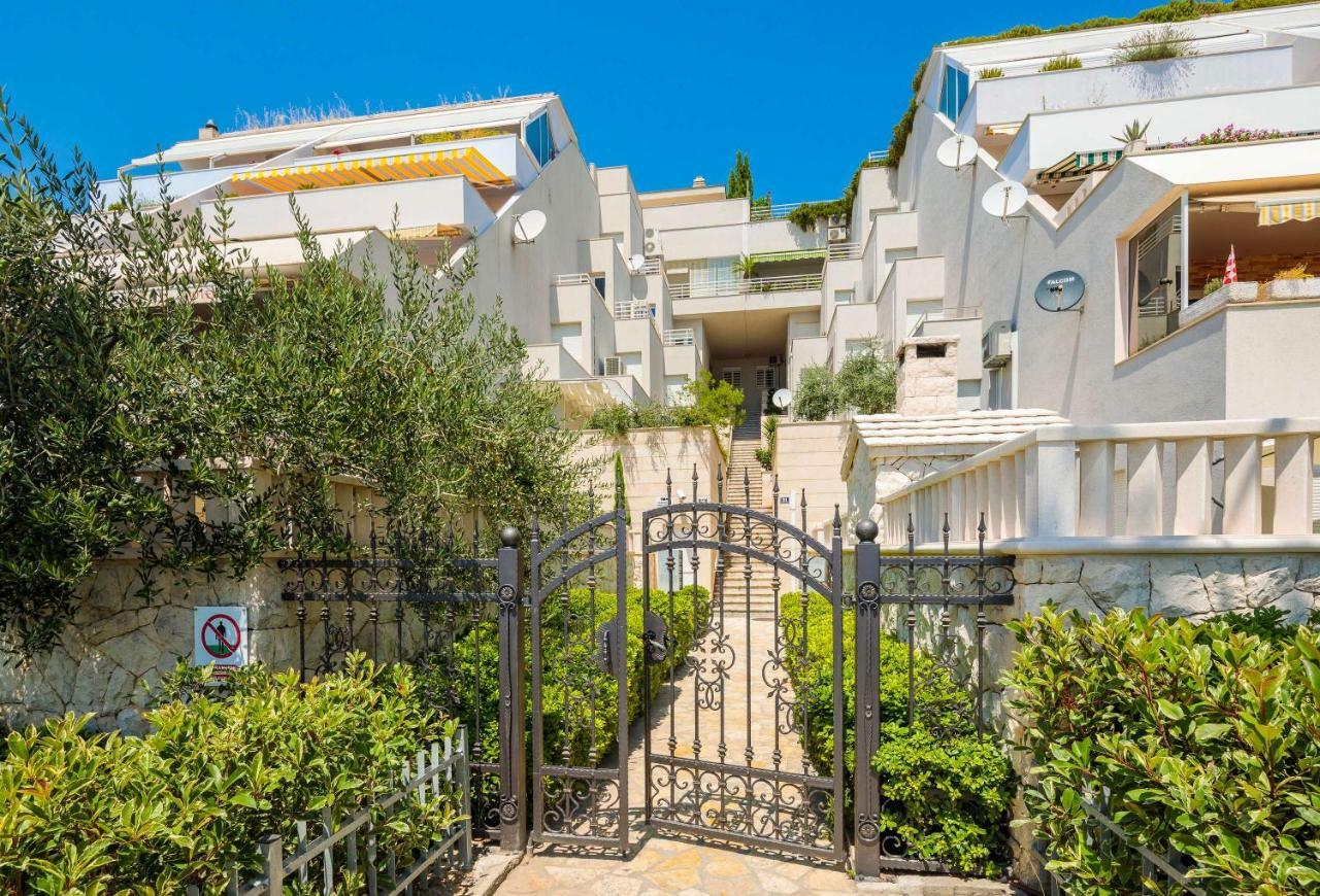 Luxury Seaside Amphora Apartament